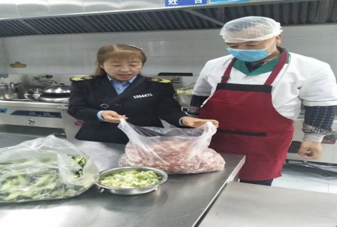 杭錦旗市場監(jiān)督管理局全面開展秋季餐飲服務食品安全隱患排查行動，筑牢餐飲安全防線